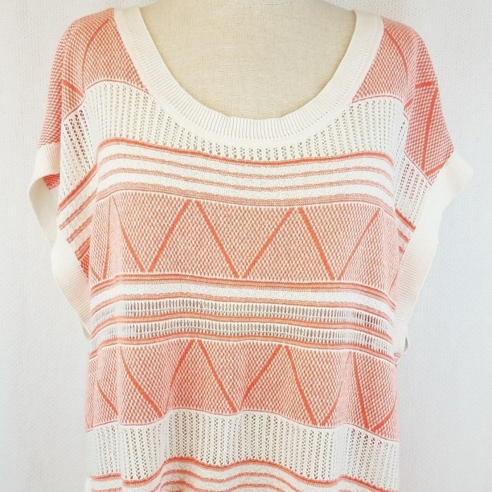 BCBGeneration Coral White Sleeveless Sweater Hi-Lo